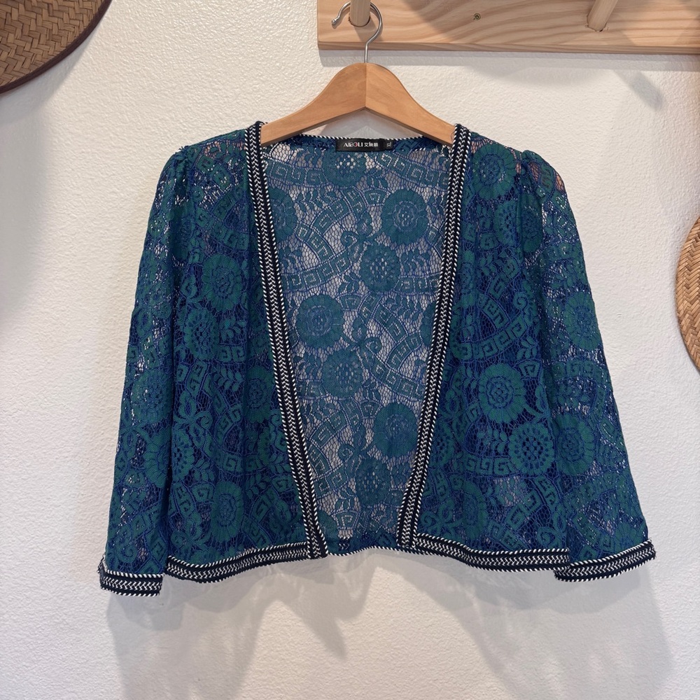 Lace Cropped Open-Front Kimono Topper in Teal Green Date Night